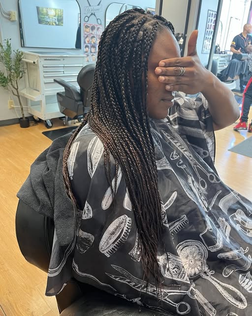 Protective hairstyle detail